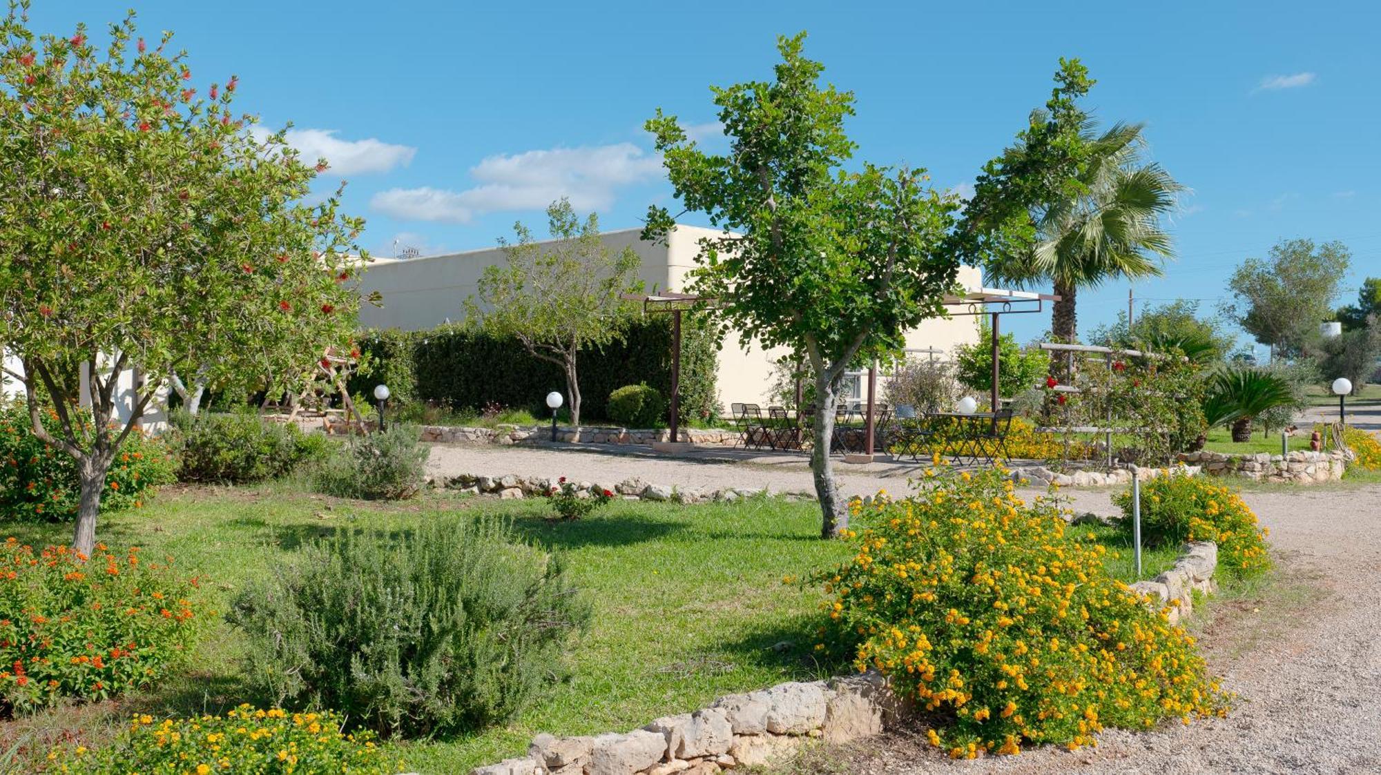 Delle Rose, Hotel & Horse Riding Torre Vado Exterior photo
